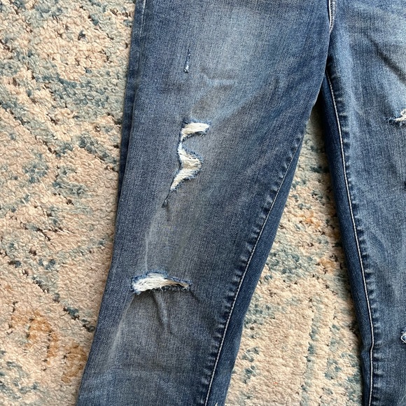 [Abercrombie & Fitch] Simone Distressed High Rise Skinny Jeans- Size 28/6 - Picture 7 of 8